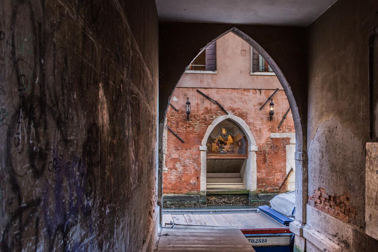 Rialto Bridge Large Venetian Style With Lift Apartment Exterior foto